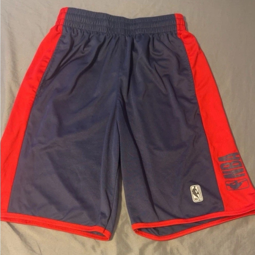NBA Basketball Shorts Men’s Medium Red & Black Lightweight Breathable Athletic
